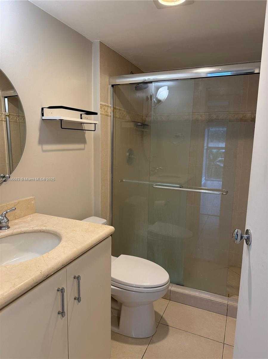 Small Image of 2501 BRICKELL AVE #602, Miami Number 13