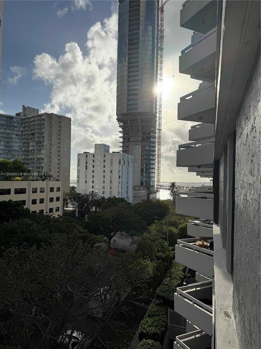 Small Image of 2501 BRICKELL AVE #602, Miami Number 14