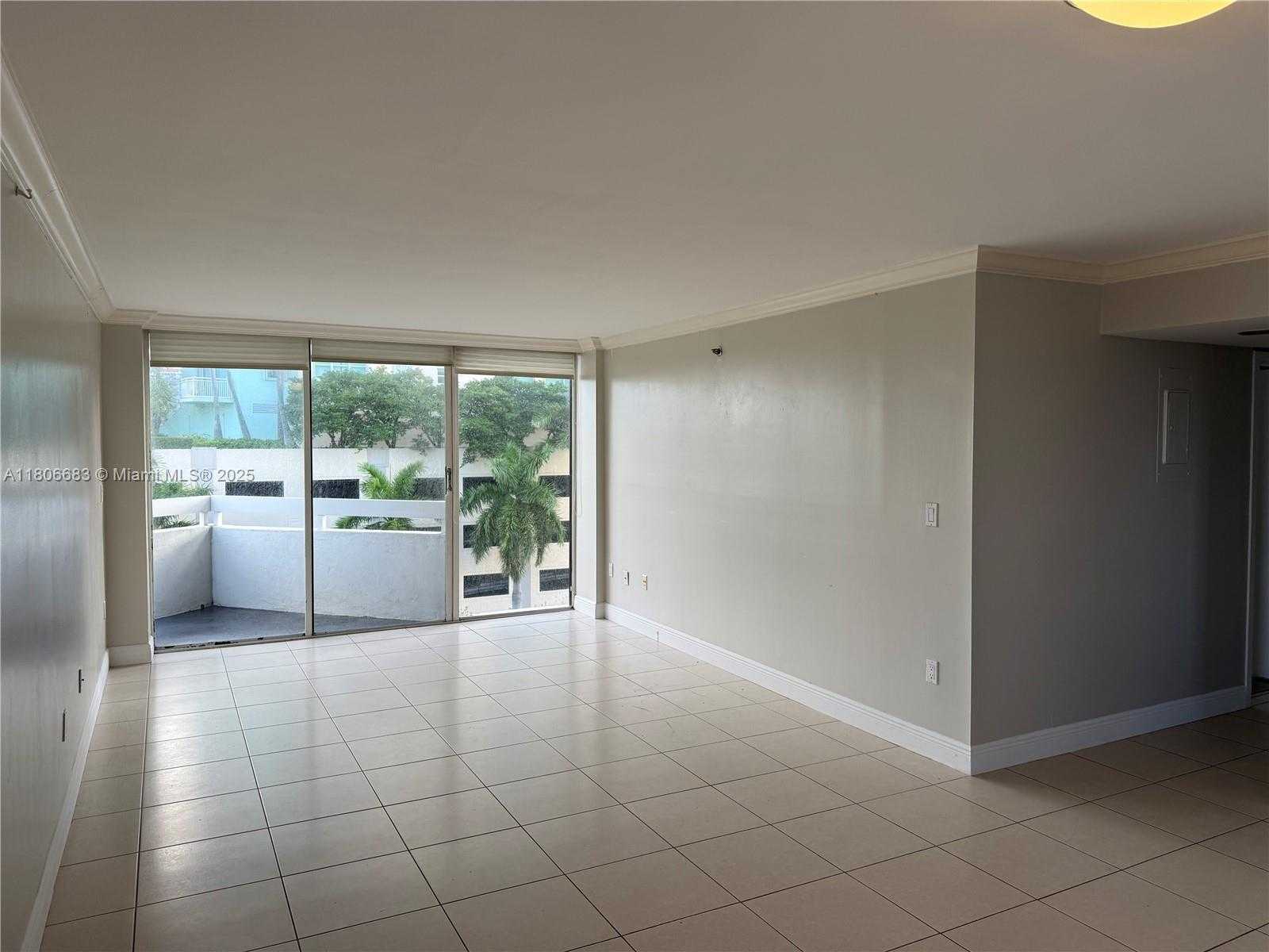 Small Image of 2501 BRICKELL AVE #602, Miami Number 2
