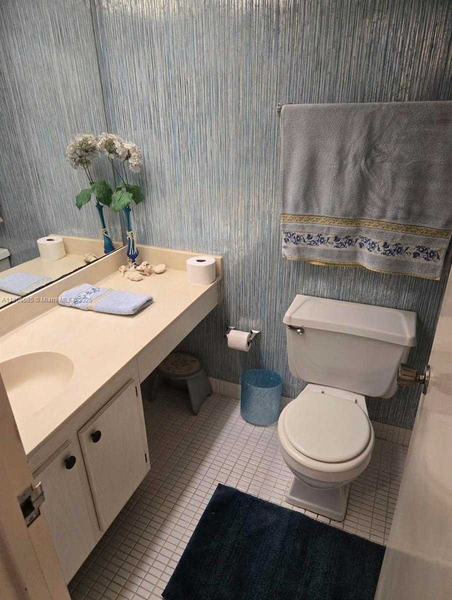 Small Image of 231 174TH ST #2020, Sunny Isles Beach Number 11