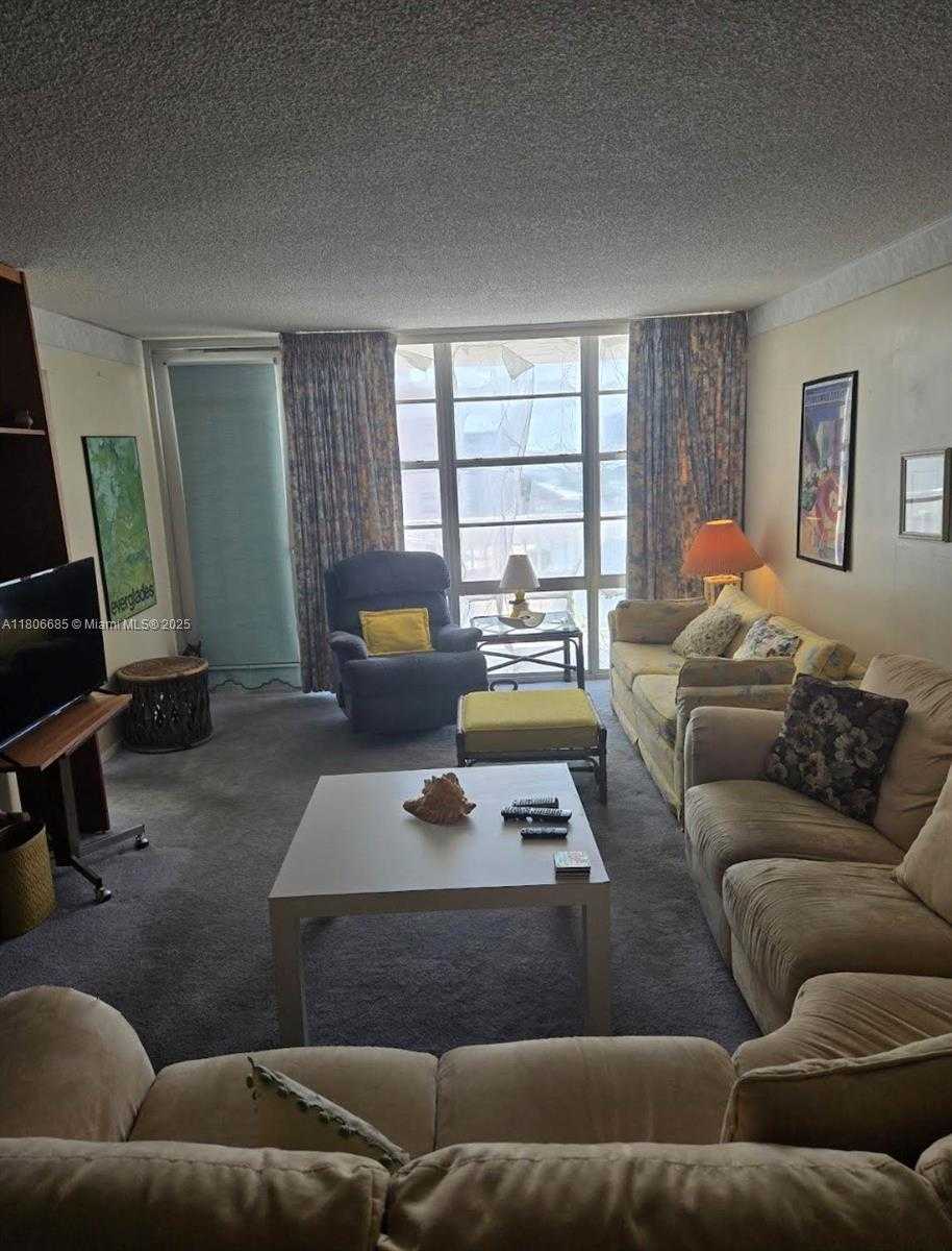 Small Image of 231 174TH ST #2020, Sunny Isles Beach Number 3