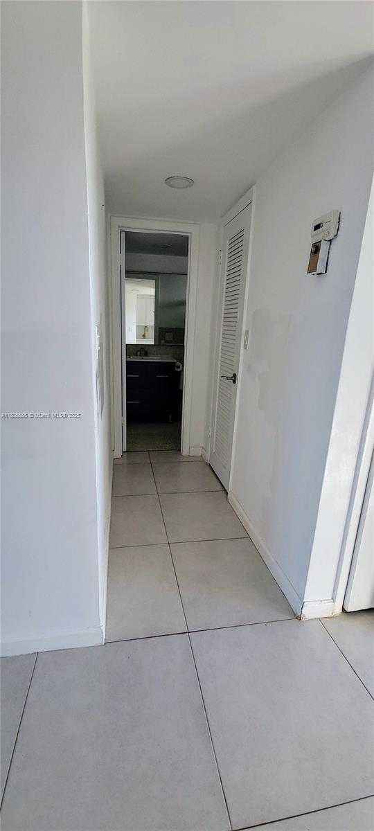 Small Image of 3010 MARCOS DR #R110, Aventura Number 11