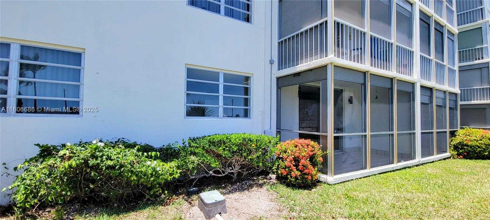 Small Image of 3010 MARCOS DR #R110, Aventura Number 3
