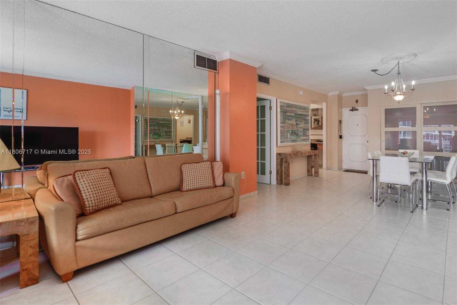 Small Image of 1980 SOUTH OCEAN DR #11C, Hallandale Beach Number 5