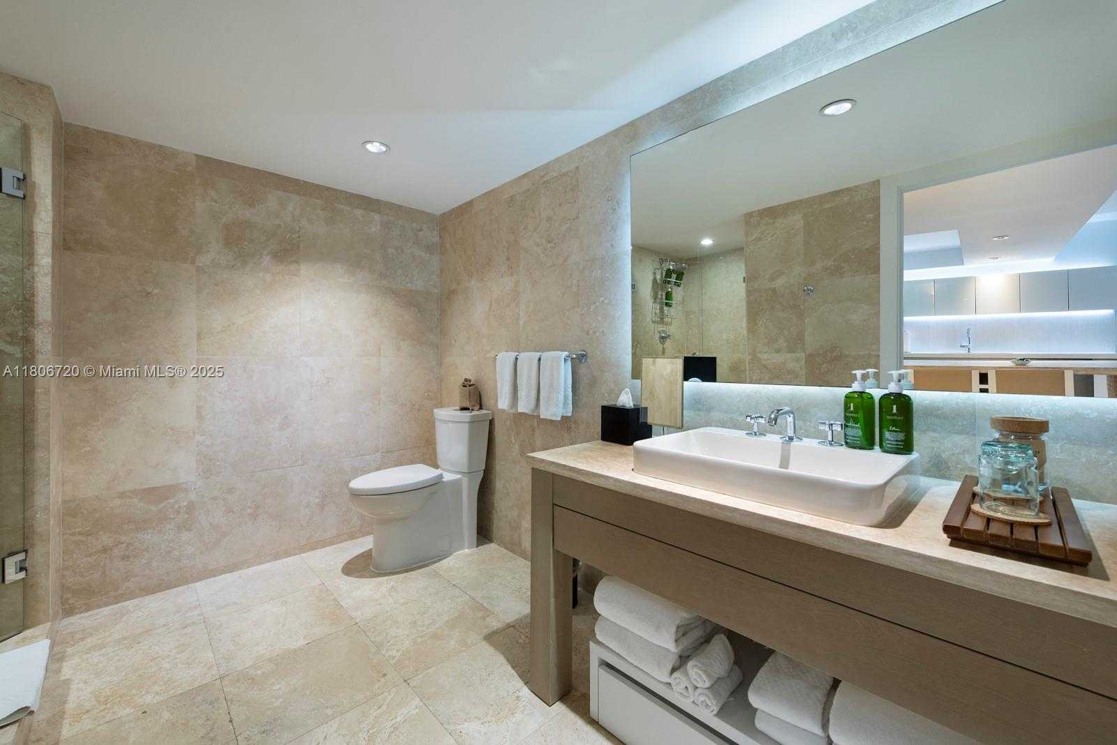 Small Image of 102 24TH ST #1012, Miami Beach Number 6