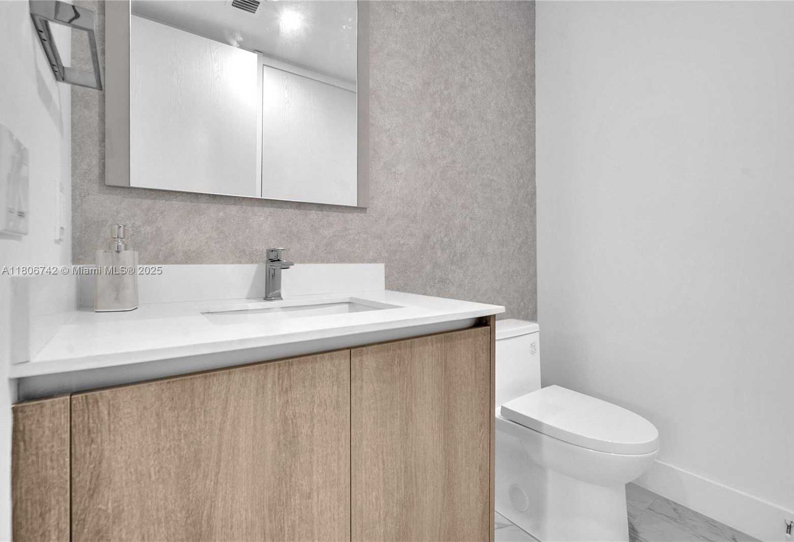 Small Image of 17550 COLLINS AVE #603, Sunny Isles Beach Number 14