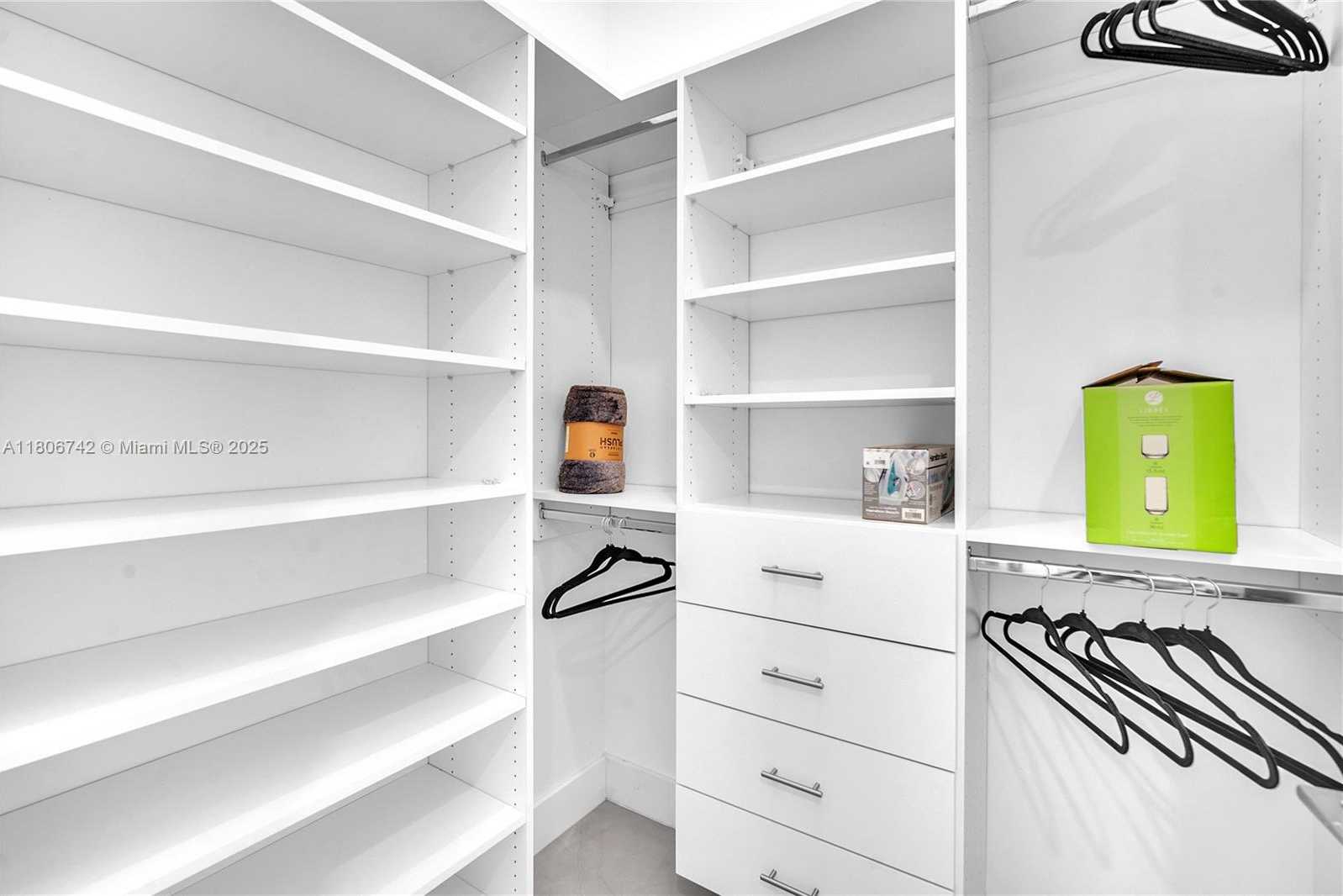 Small Image of 17550 COLLINS AVE #603, Sunny Isles Beach Number 17