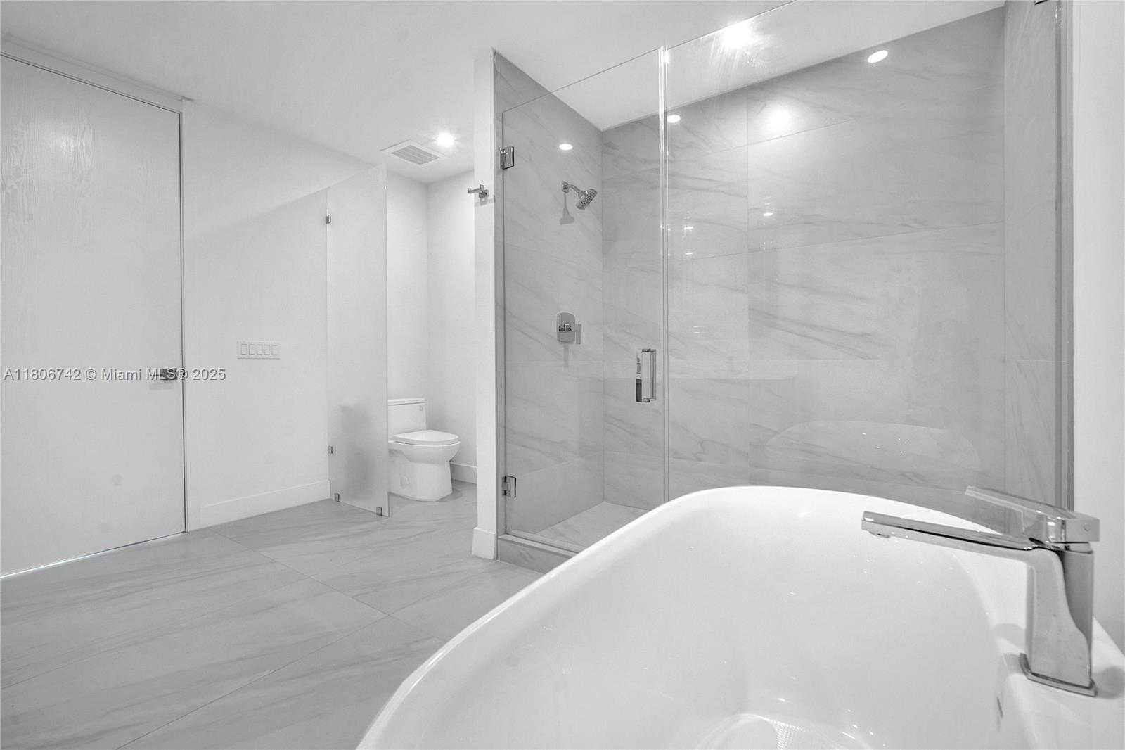 Small Image of 17550 COLLINS AVE #603, Sunny Isles Beach Number 19