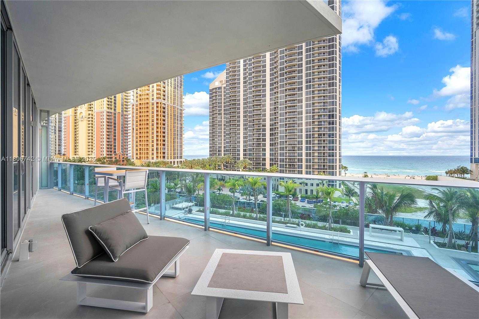Small Image of 17550 COLLINS AVE #603, Sunny Isles Beach Number 3