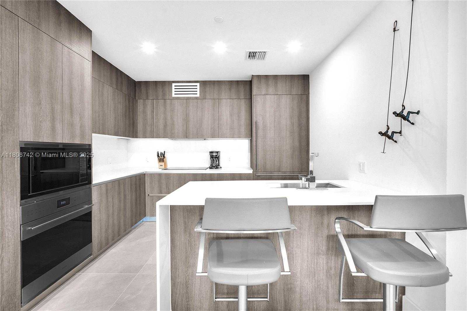 Small Image of 17550 COLLINS AVE #603, Sunny Isles Beach Number 9