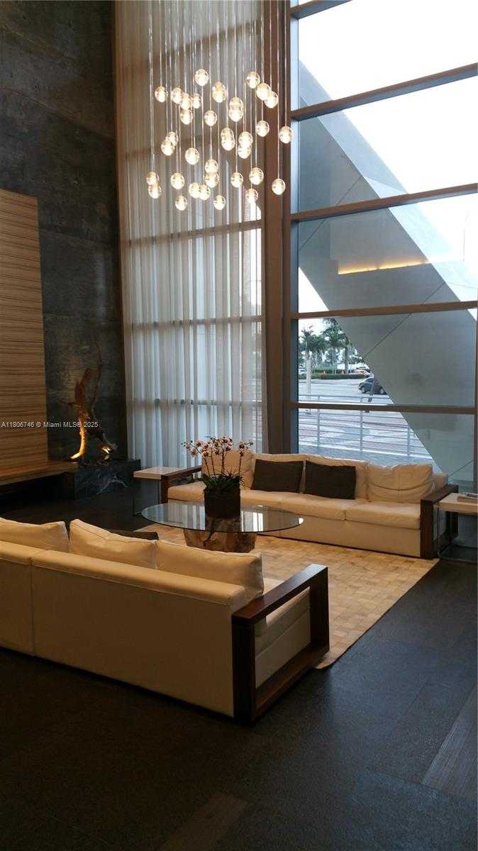 Small Image of 888 BISCAYNE BLVD #3908, Miami Number 15
