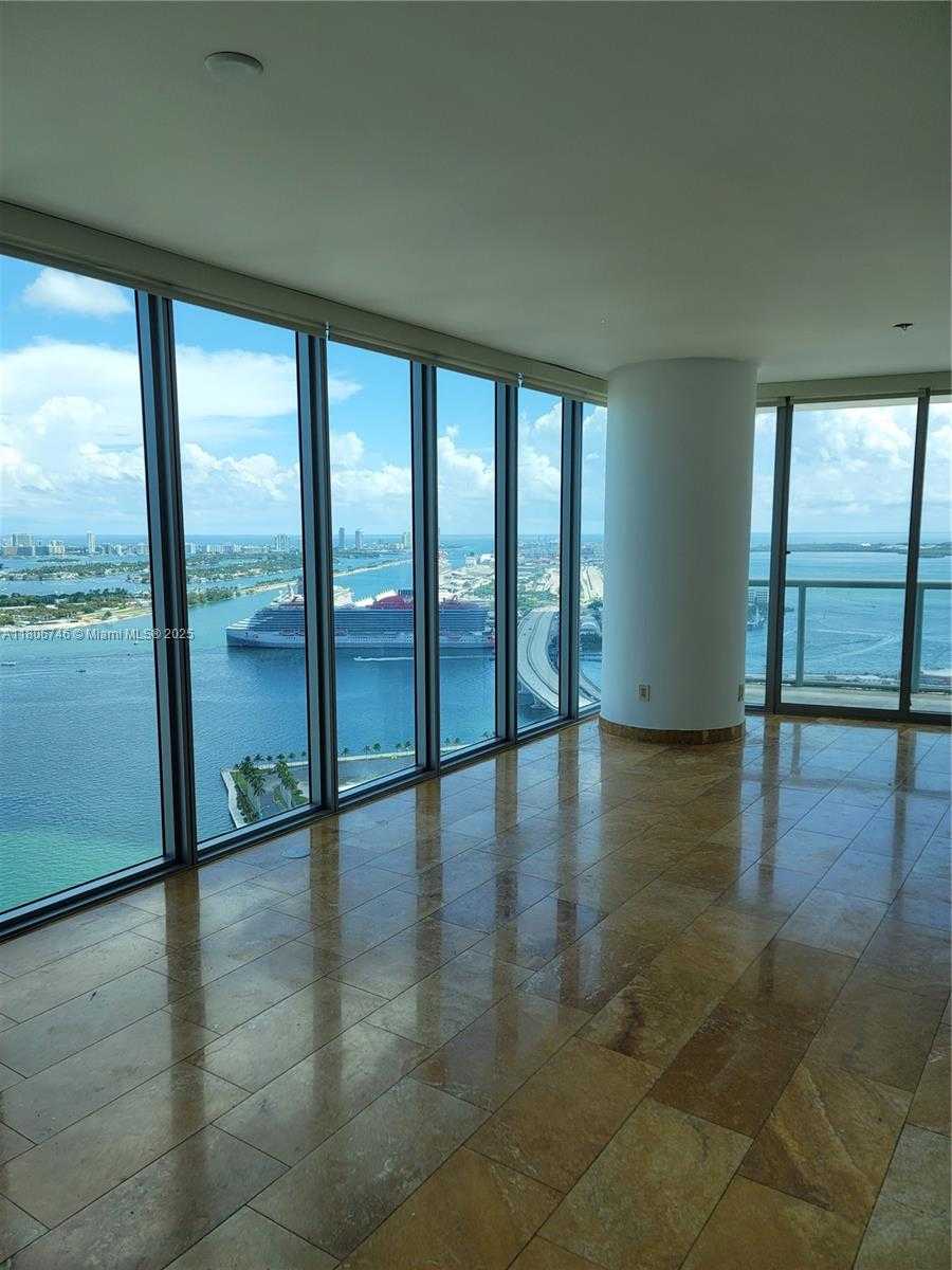Small Image of 888 BISCAYNE BLVD #3908, Miami Number 2