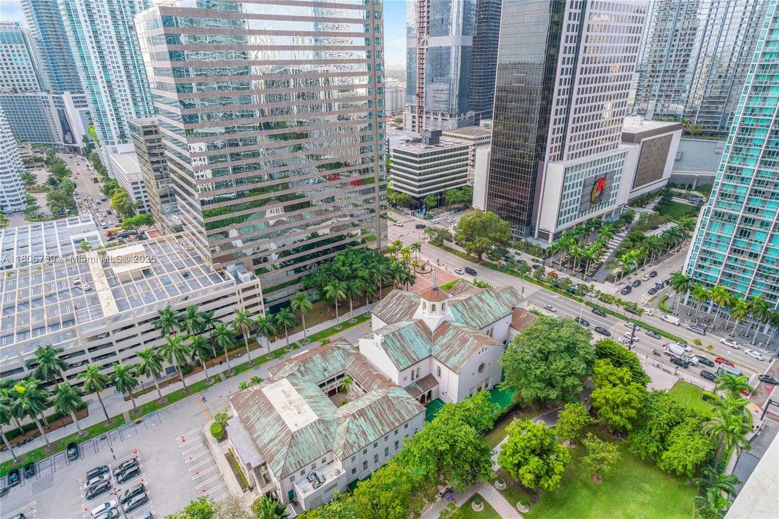 Small Image of 495 BRICKELL AVE #2709, Miami Number 31
