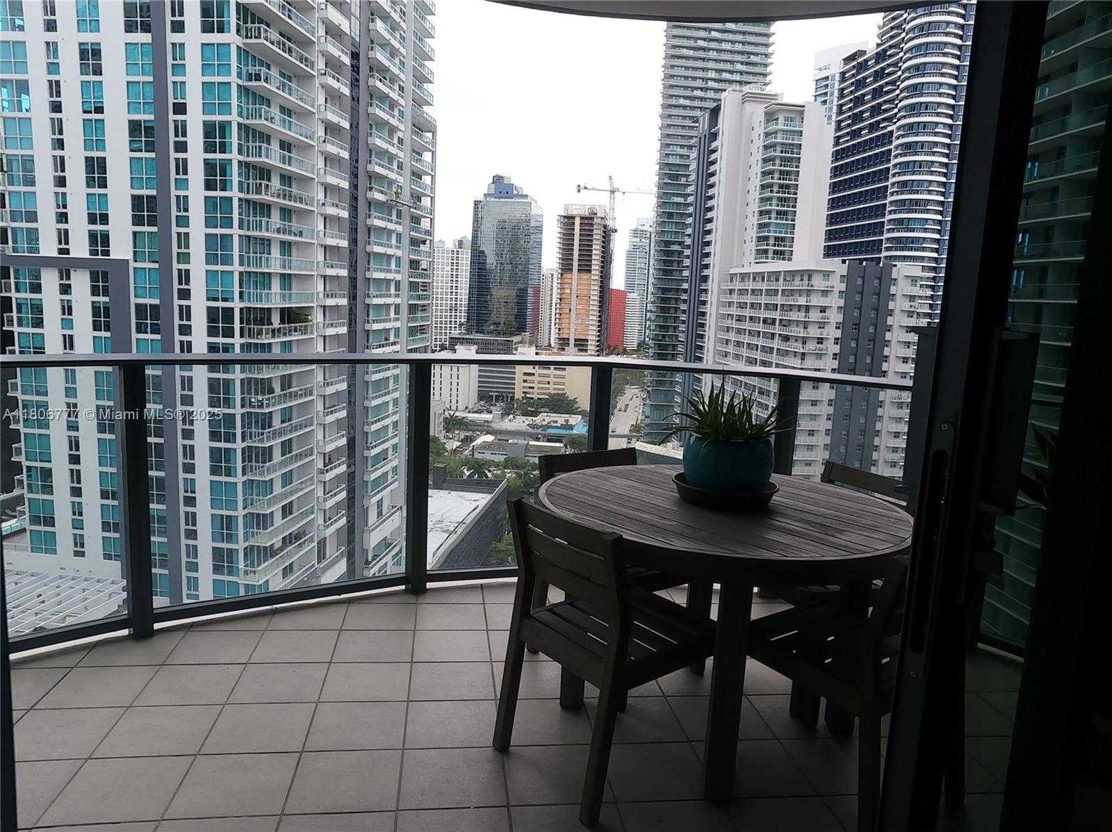 Small Image of 1000 BRICKELL PLZ #2301, Miami Number 11