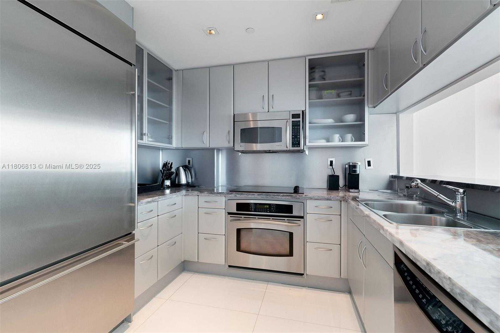 Small Image of 540 WEST AVE #513, Miami Beach Number 3