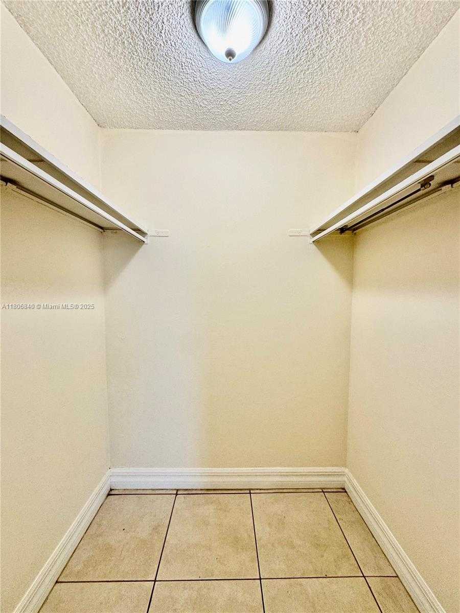 Small Image of 8810 FONTAINEBLEAU BLVD #318, Miami Number 34