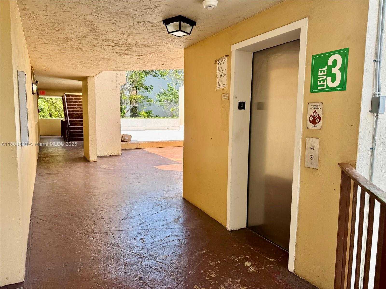 Small Image of 8810 FONTAINEBLEAU BLVD #318, Miami Number 44