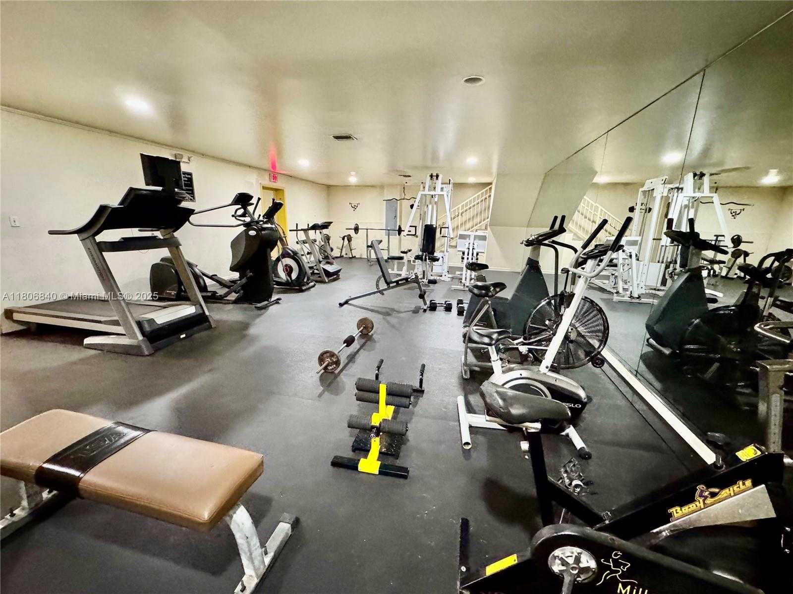 Small Image of 8810 FONTAINEBLEAU BLVD #318, Miami Number 48