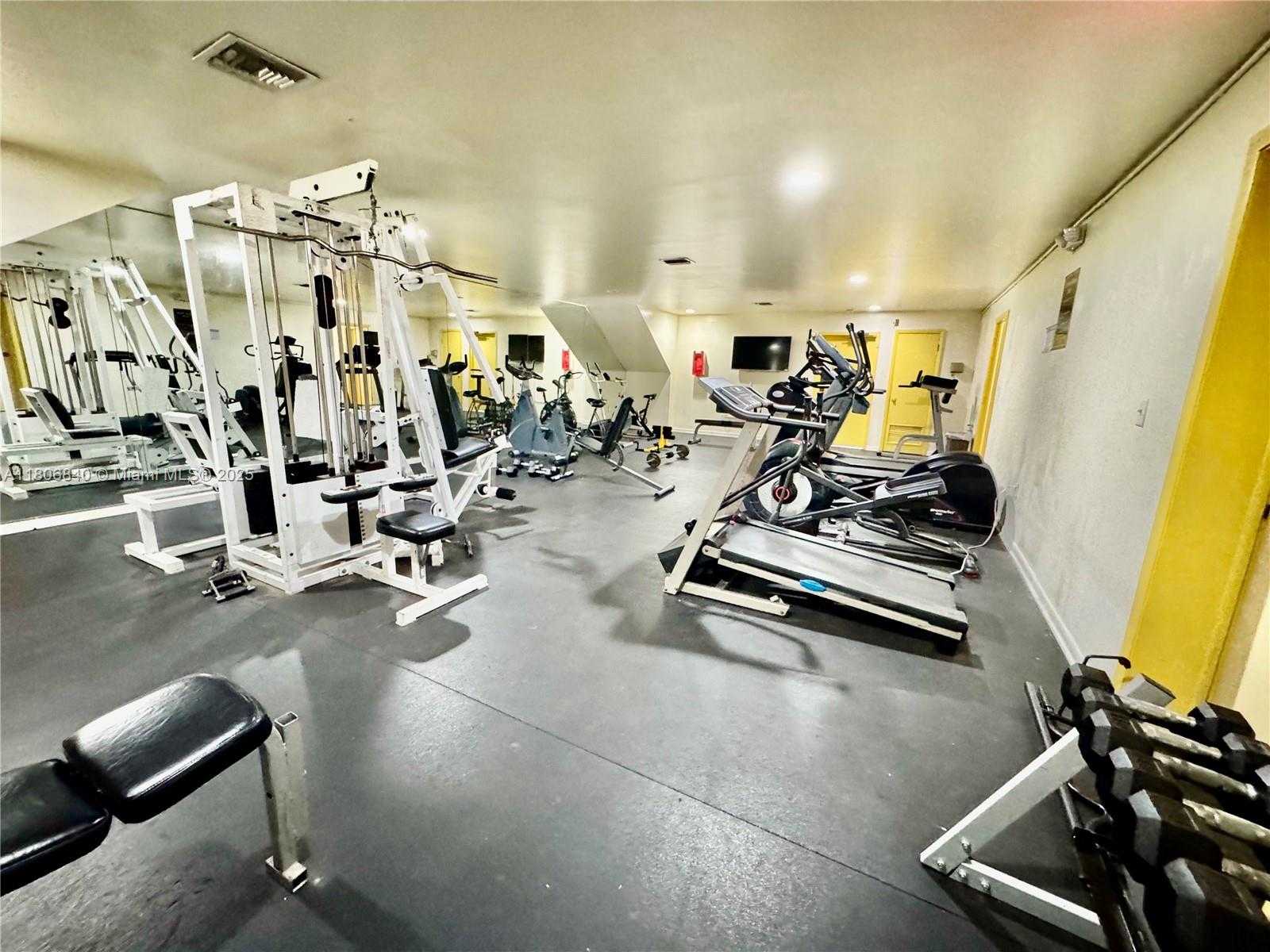 Small Image of 8810 FONTAINEBLEAU BLVD #318, Miami Number 49