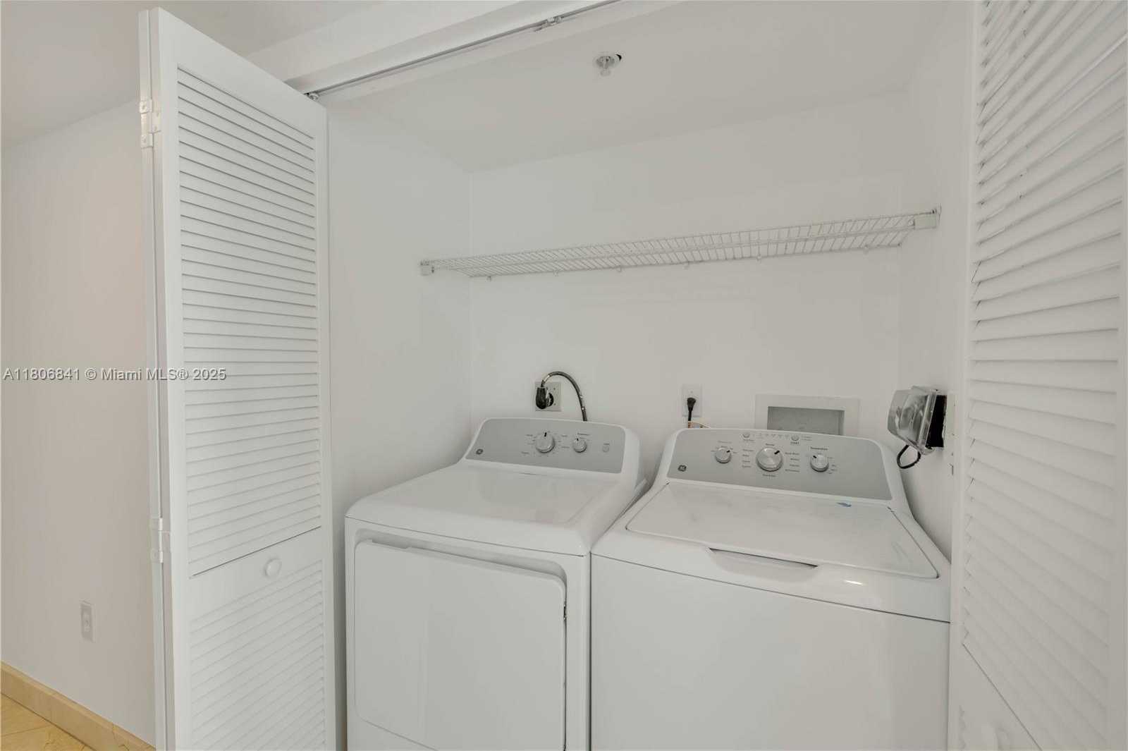 Small Image of 90 ALTON RD #1902, Miami Beach Number 22