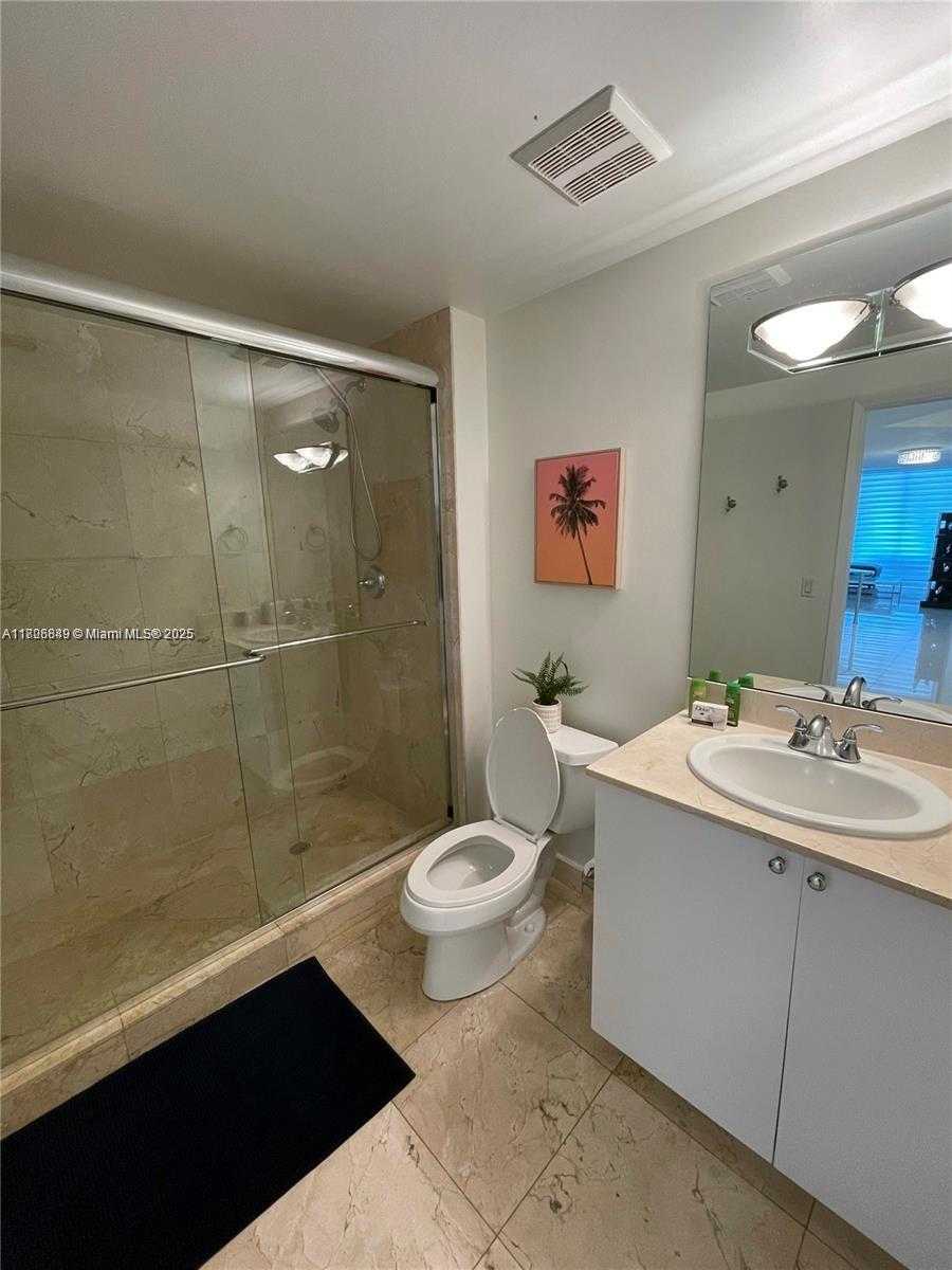 Small Image of 17555 ATLANTIC BLVD #702, Sunny Isles Beach Number 13