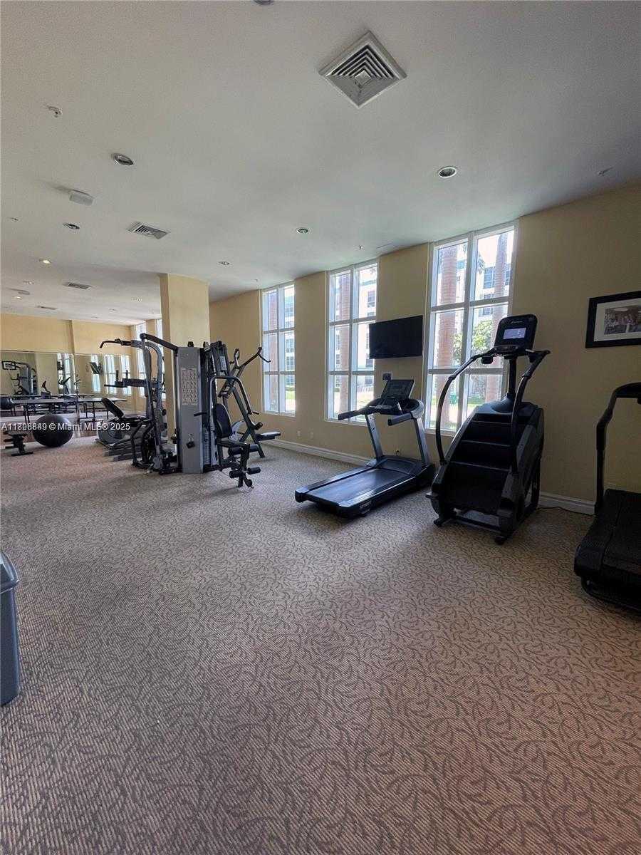 Small Image of 17555 ATLANTIC BLVD #702, Sunny Isles Beach Number 19