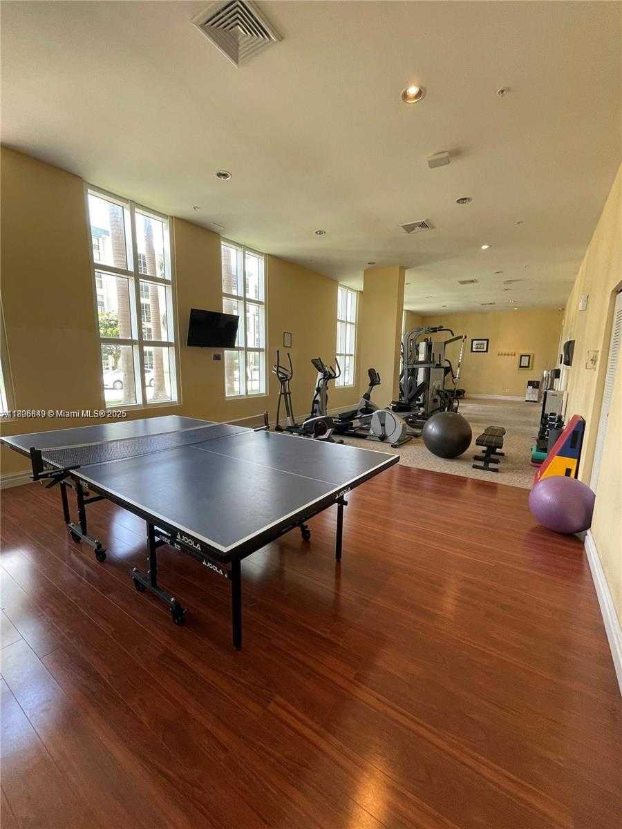 Small Image of 17555 ATLANTIC BLVD #702, Sunny Isles Beach Number 20