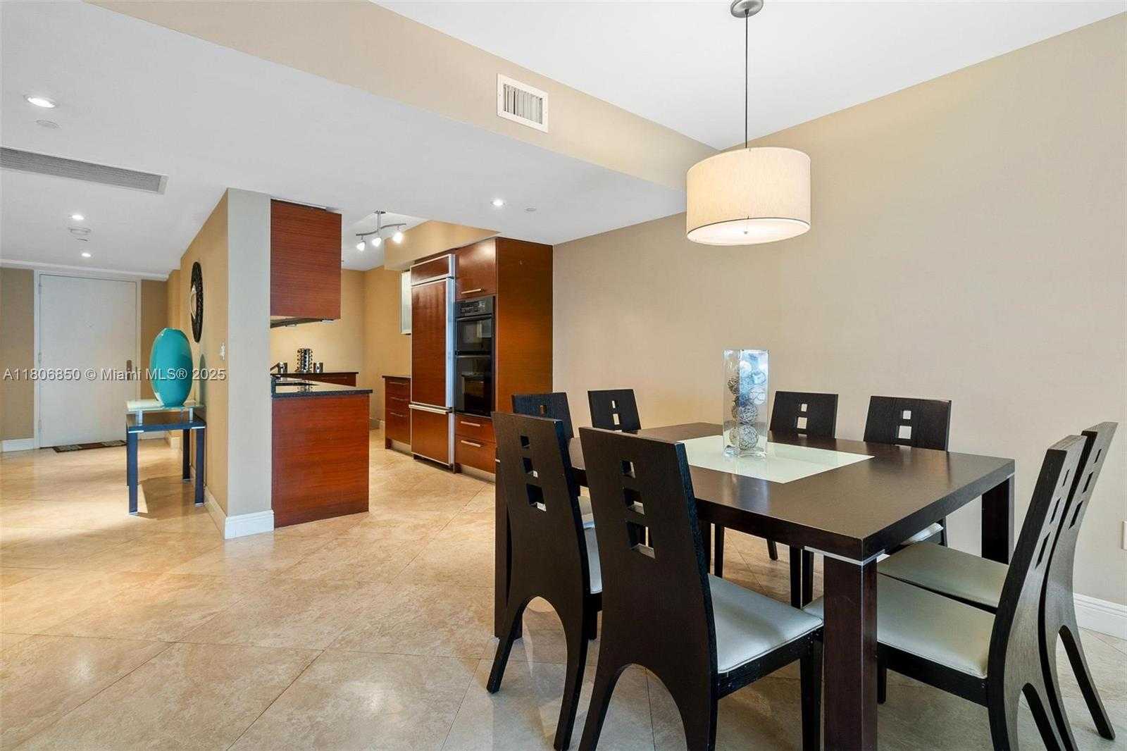 Small Image of 1800 SOUTH OCEAN DR #608, Hallandale Beach Number 11
