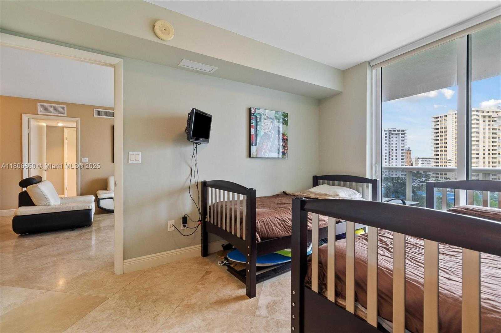 Small Image of 1800 SOUTH OCEAN DR #608, Hallandale Beach Number 18
