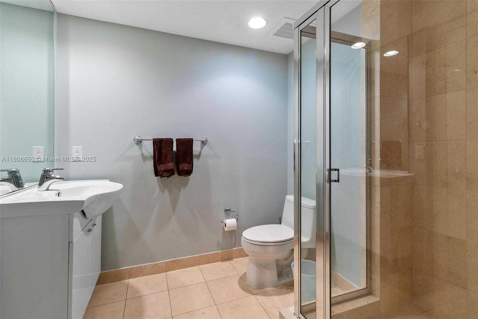 Small Image of 1800 SOUTH OCEAN DR #608, Hallandale Beach Number 20