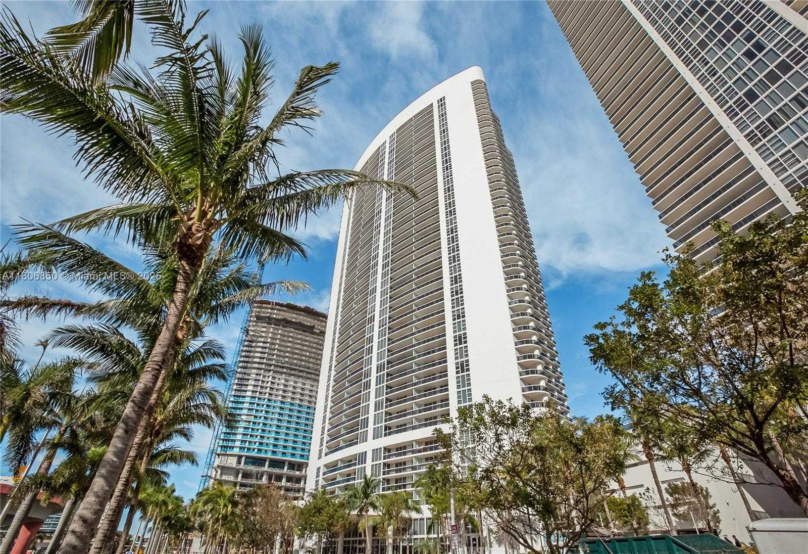 Small Image of 1800 SOUTH OCEAN DR #608, Hallandale Beach Number 25