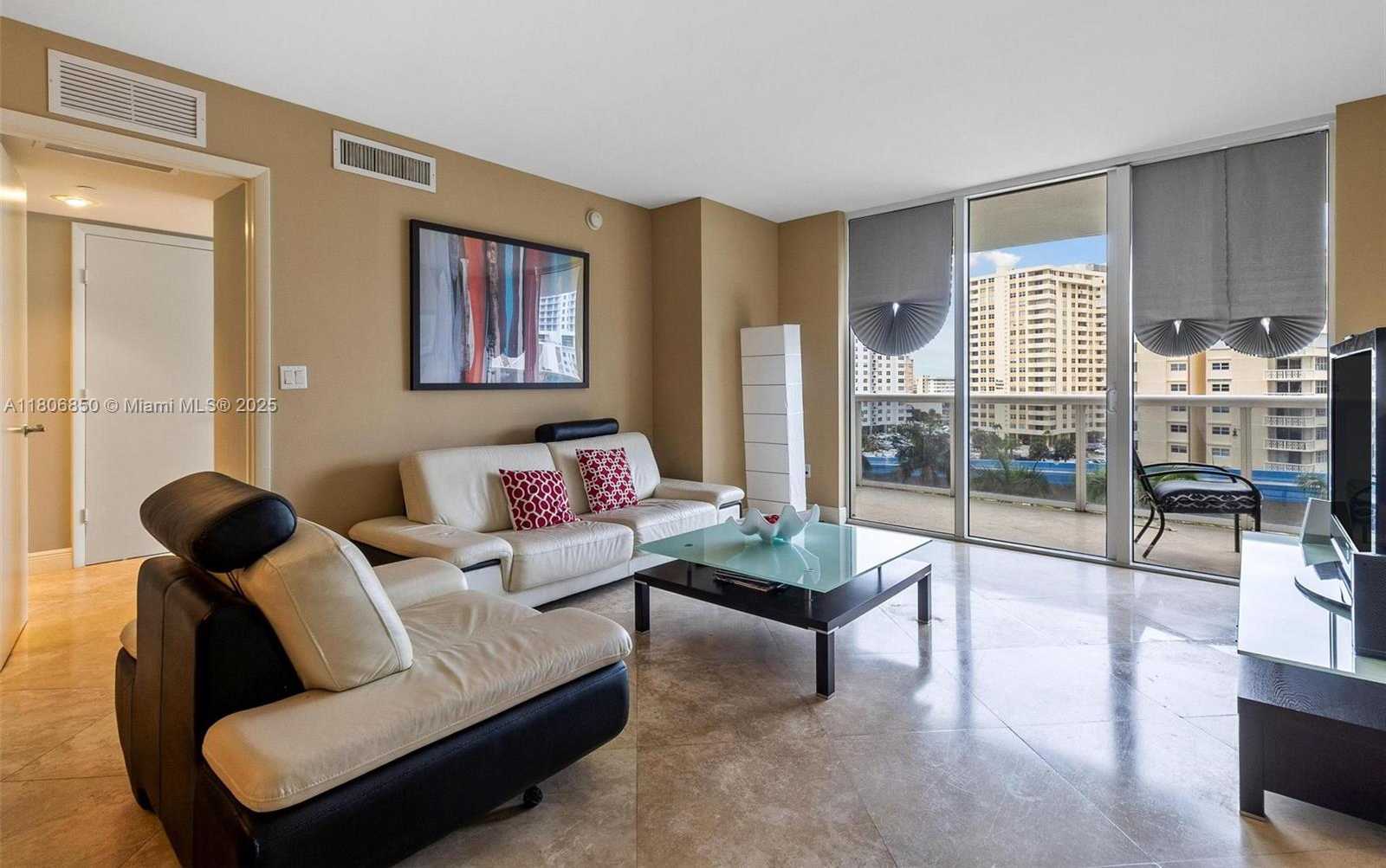 Small Image of 1800 SOUTH OCEAN DR #608, Hallandale Beach Number 5