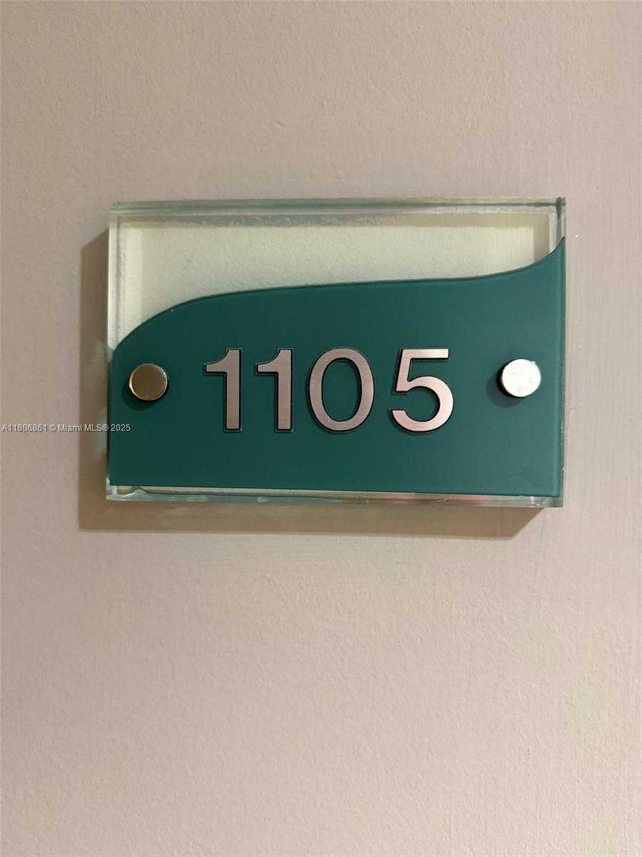 Small Image of 170 SOUTH EAST 14TH ST #1105, Miami Number 4