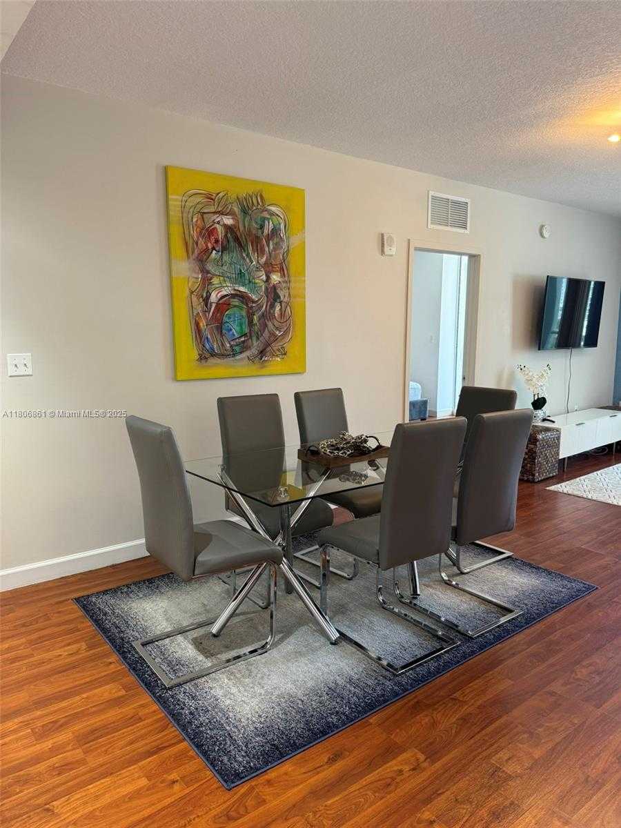 Small Image of 170 SOUTH EAST 14TH ST #1105, Miami Number 6