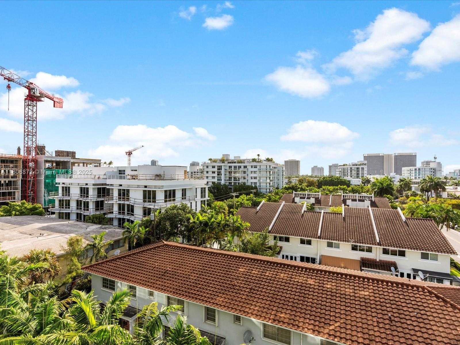 Small Image of 9901 WEST BAY HARBOR DR #605, Bay Harbor Islands Number 43