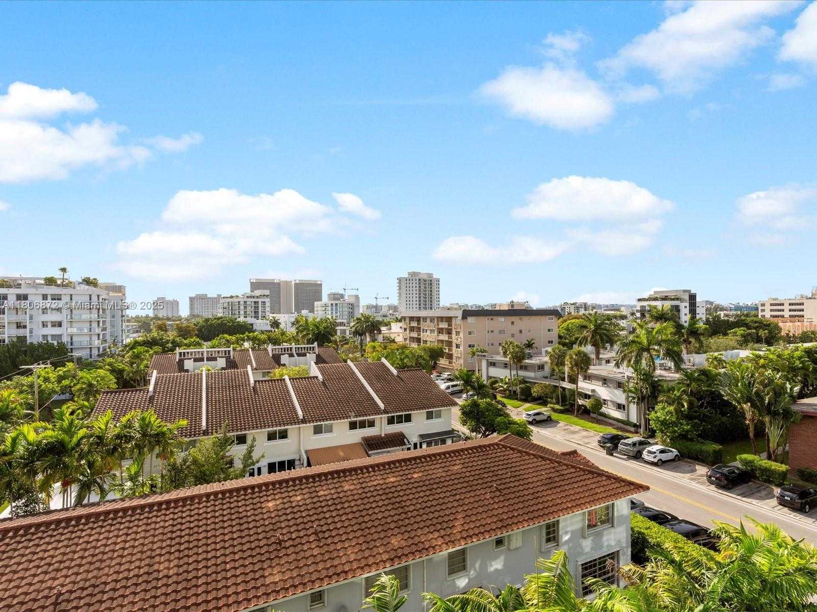 Small Image of 9901 WEST BAY HARBOR DR #605, Bay Harbor Islands Number 45
