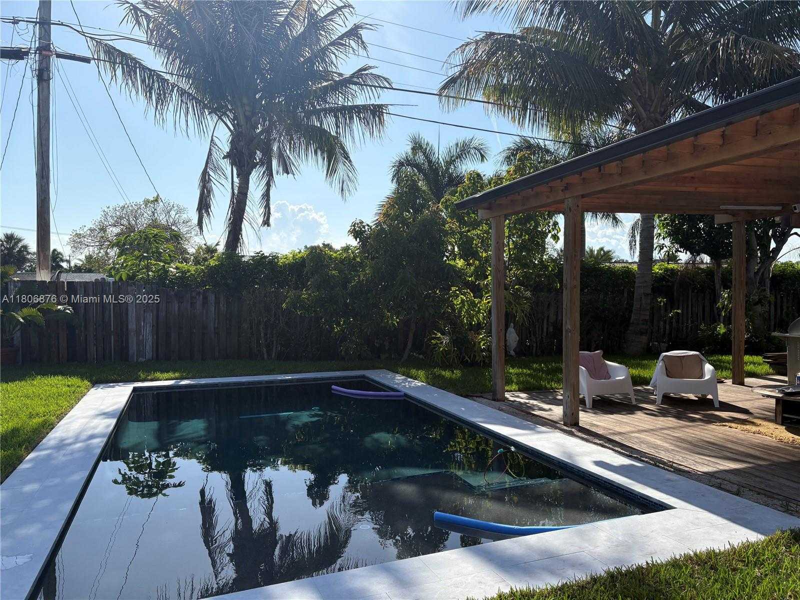 Small Image of 1251 SOUTH WEST 11TH TER, Boca Raton Number 2