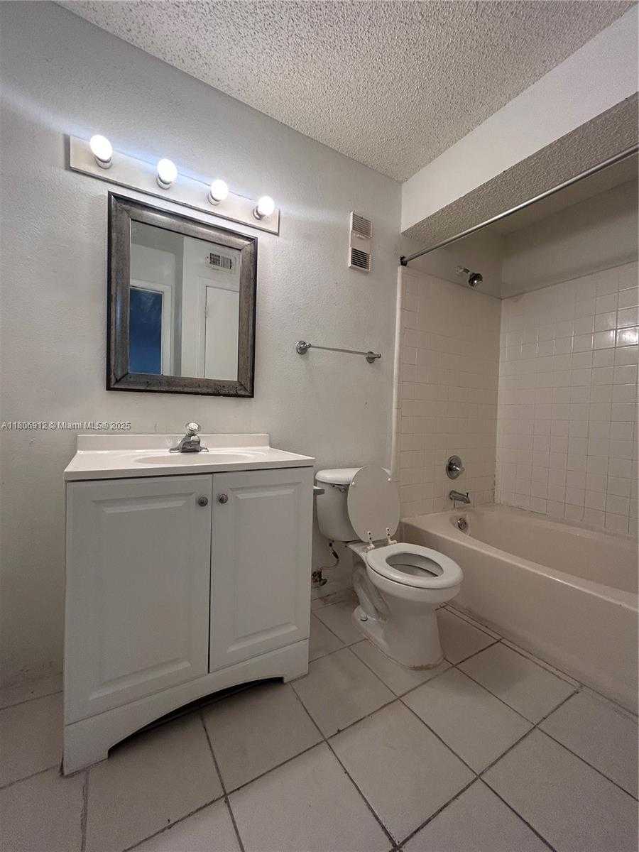 Small Image of 10581 SOUTH WEST 155TH CT #1224, Miami Number 10