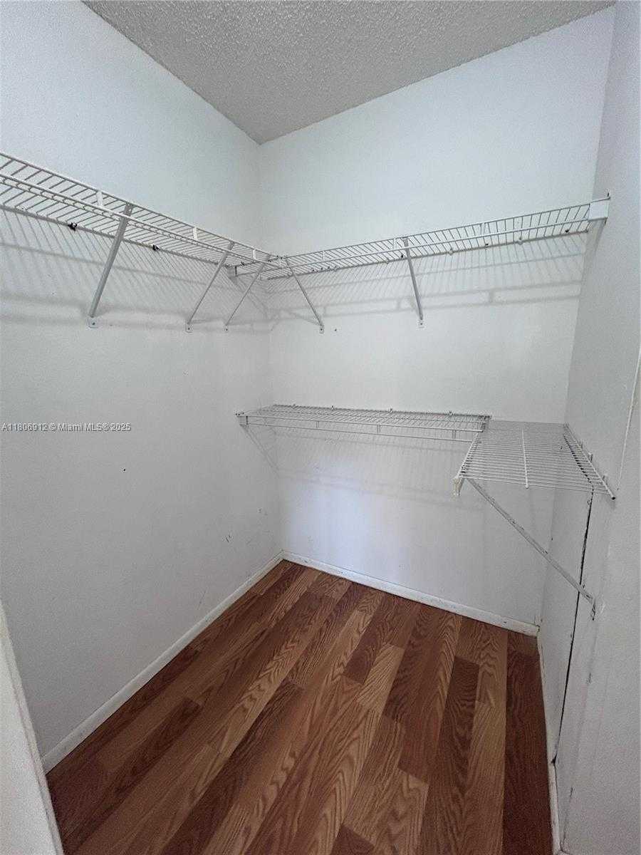 Small Image of 10581 SOUTH WEST 155TH CT #1224, Miami Number 4