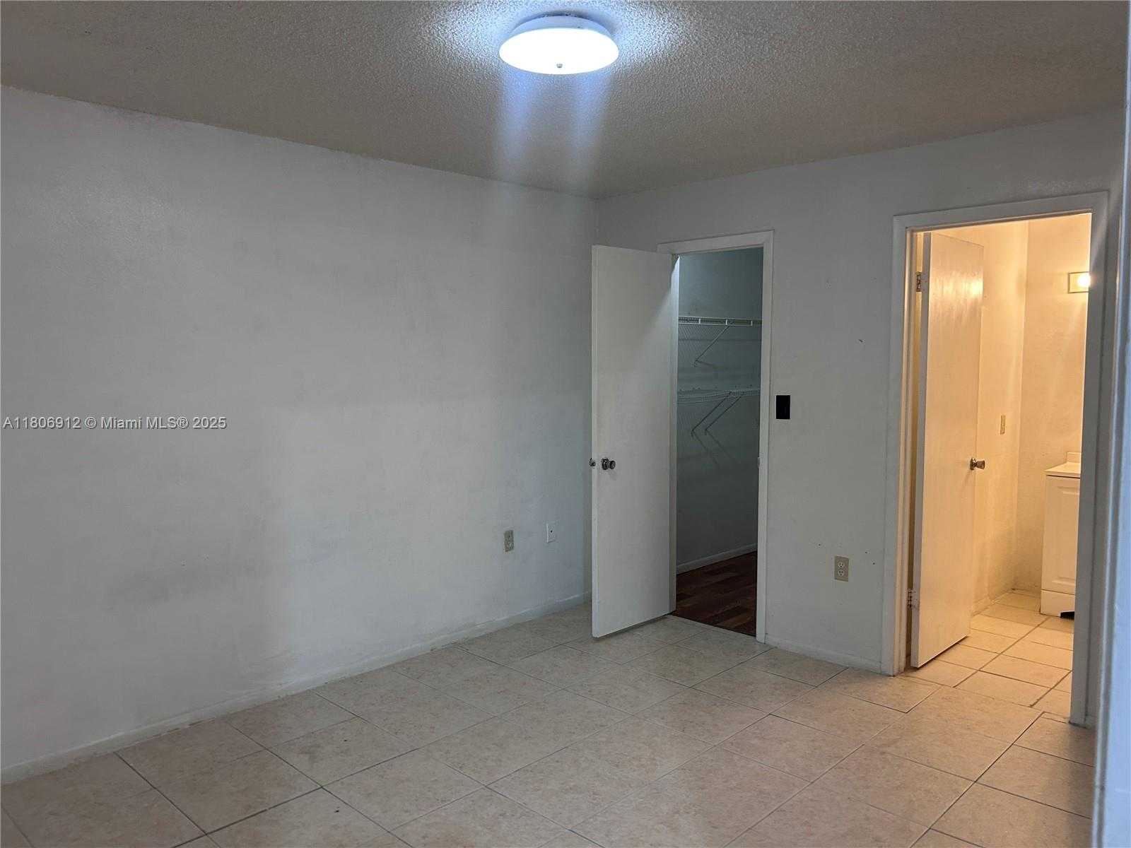 Small Image of 10581 SOUTH WEST 155TH CT #1224, Miami Number 8