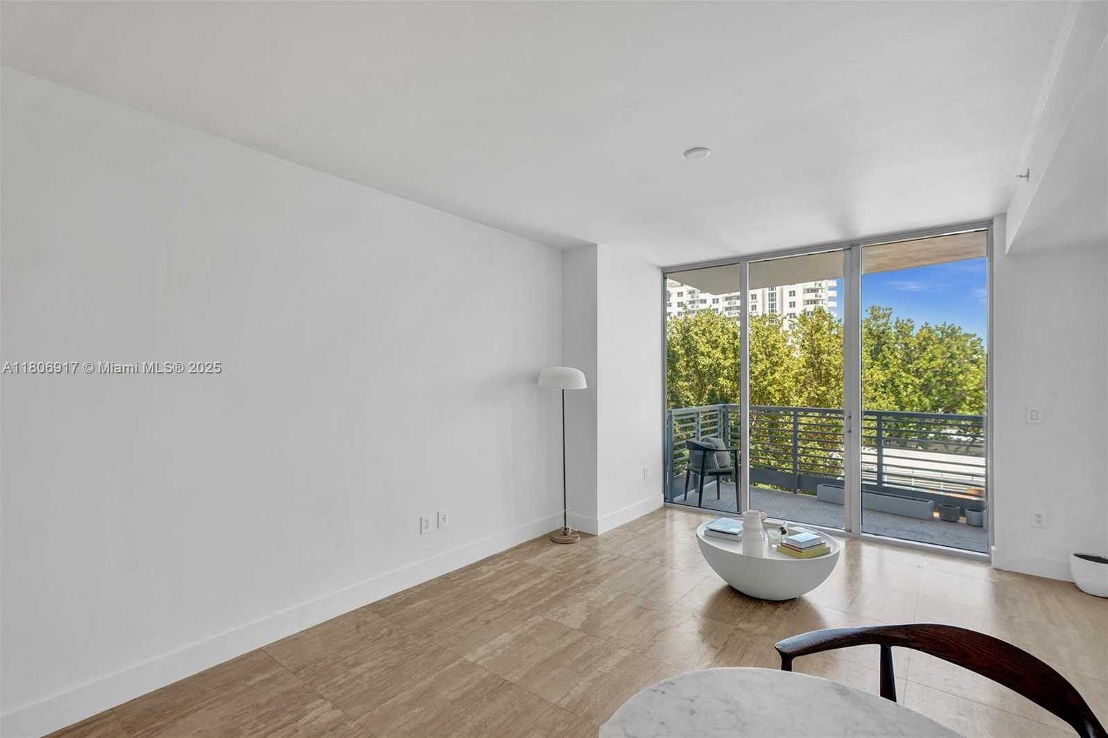 Small Image of 1445 16TH ST #404, Miami Beach Number 4