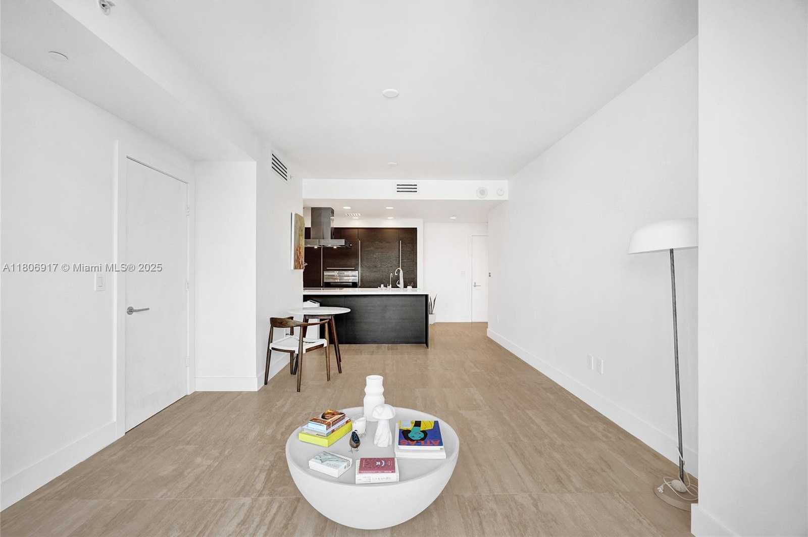 Small Image of 1445 16TH ST #404, Miami Beach Number 5