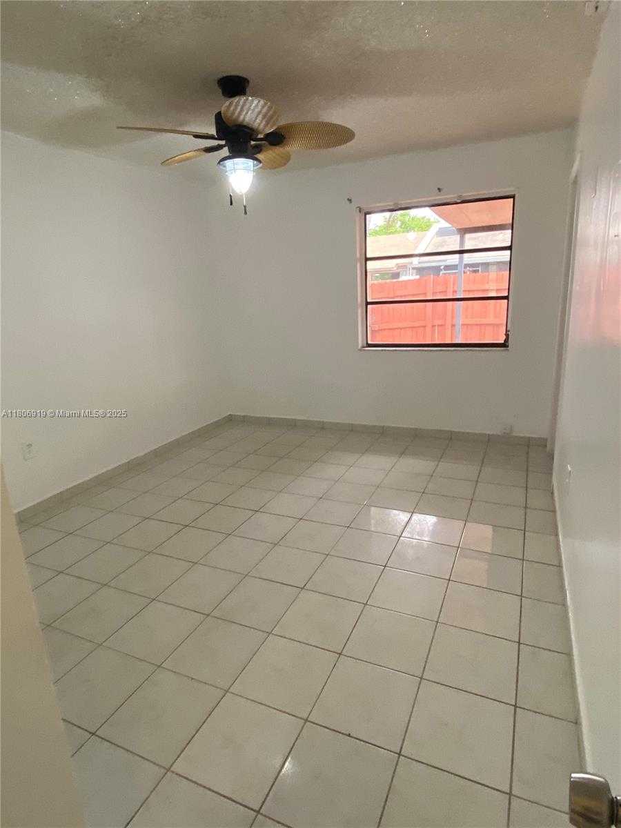Small Image of 13759 SOUTH WEST 49TH ST, Miami Number 18