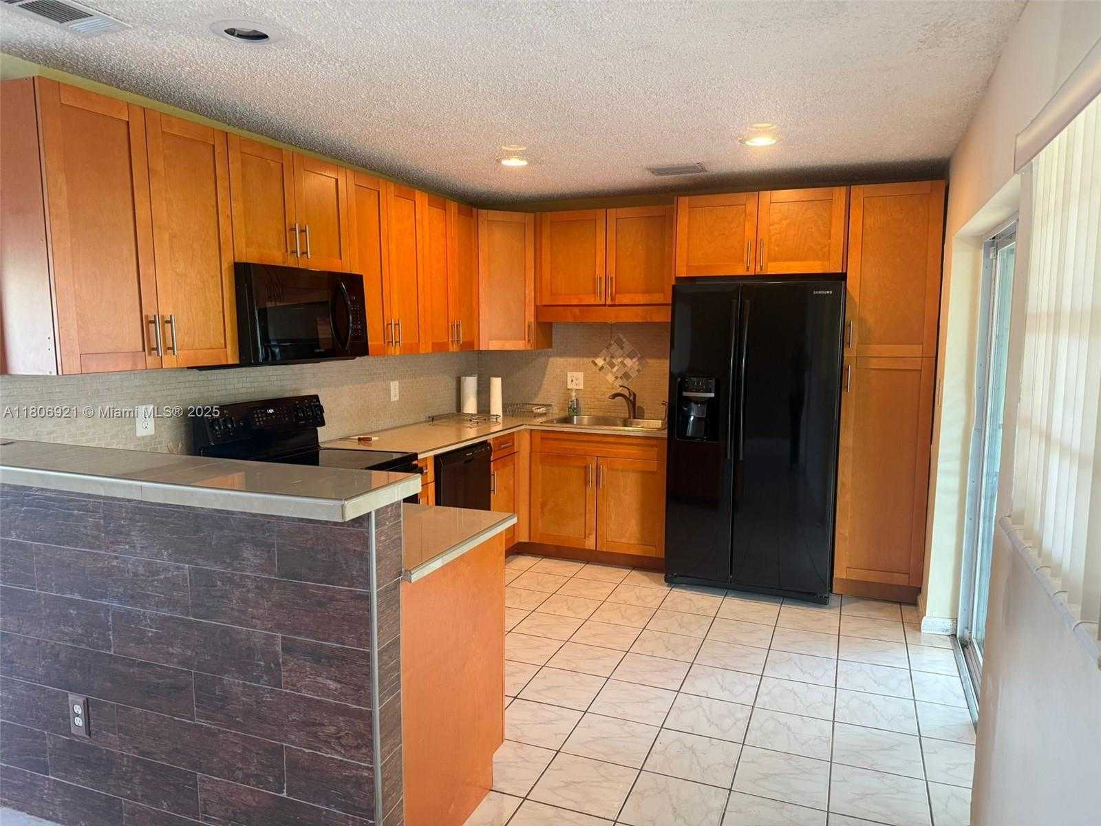 Small Image of 15201 SOUTH WEST 307TH RD #15201, Homestead Number 3