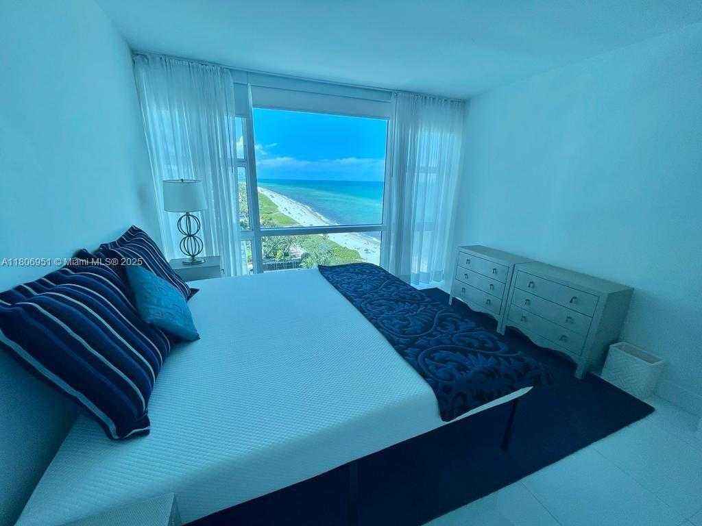 Small Image of 6801 COLLINS AVE #C1115, Miami Beach Number 7
