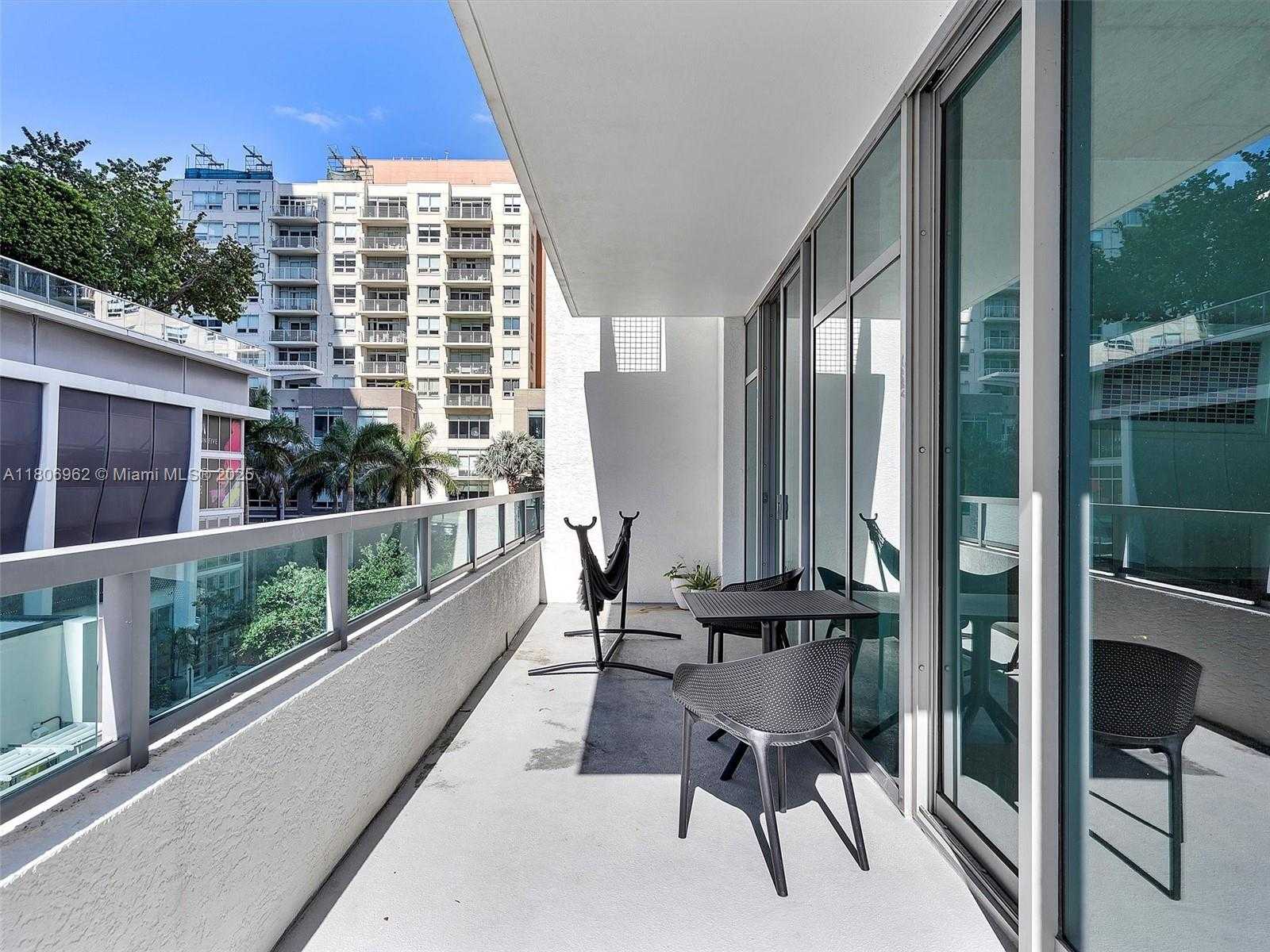 Small Image of 3301 NORTH EAST 1ST AVE #L0305, Miami Number 17