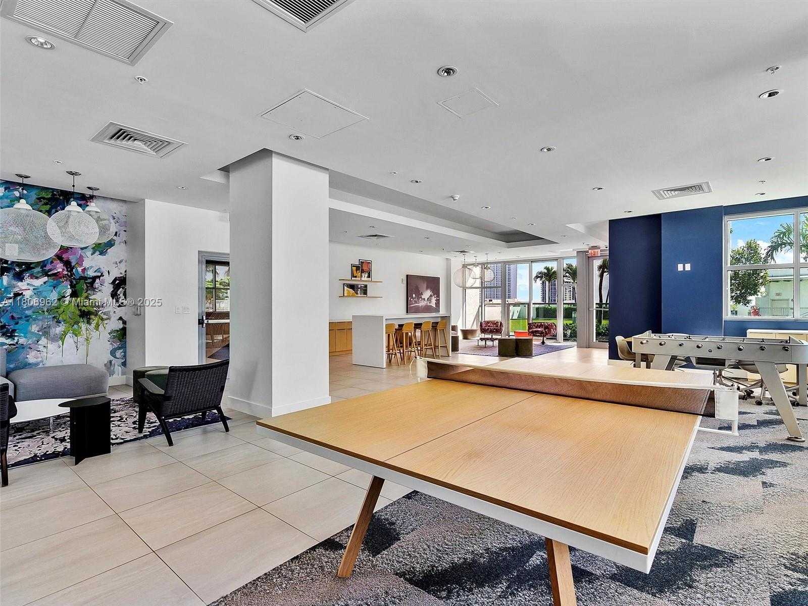 Small Image of 3301 NORTH EAST 1ST AVE #L0305, Miami Number 26