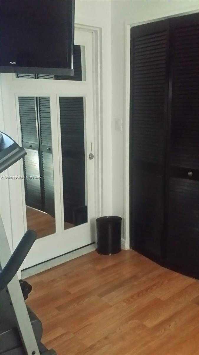 Small Image of 680 NORTH WEST 82ND PL #260, Miami Number 19