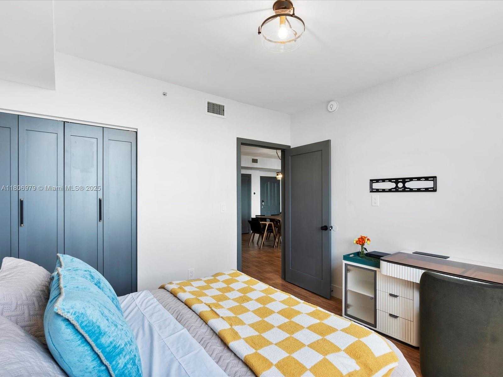 Small Image of 5077 NORTH WEST 7TH ST #1117, Miami Number 19