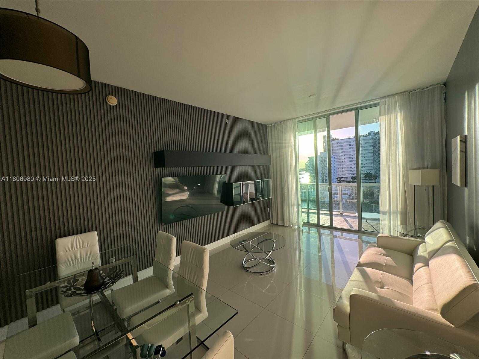 Small Image of 7928 EAST DR #805, North Bay Village Number 12